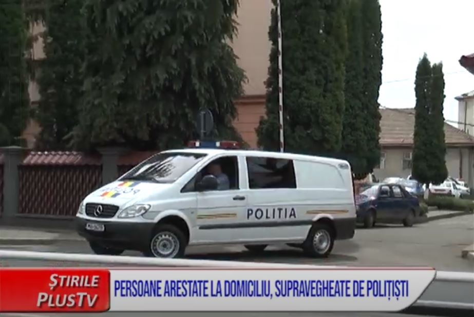 PERSOANE ARESTATE LA DOMICILIU, VERIFICATE DE POLIȚIȘTI