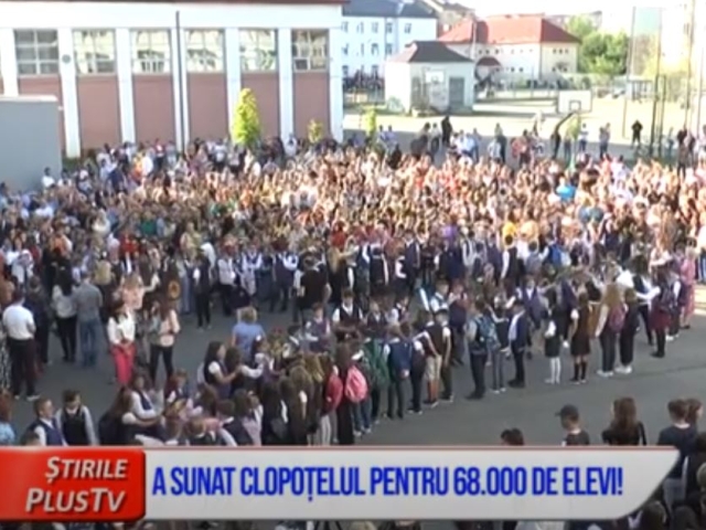 A SUNAT CLOPOȚELUL PENTRU 68.000 DE ELEVI!