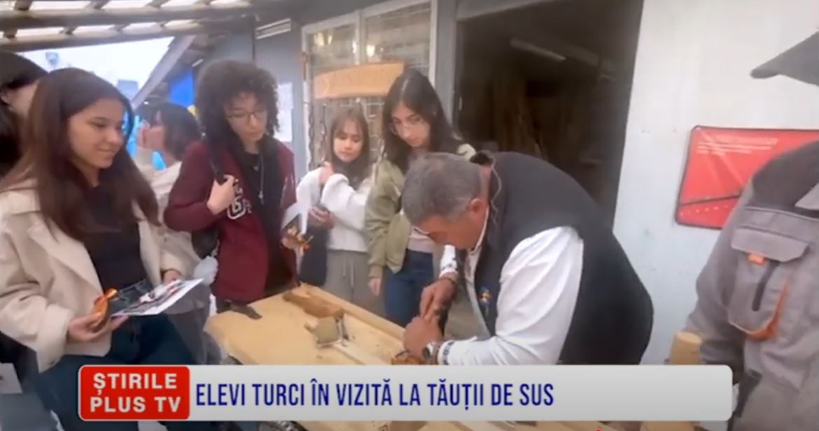 ELEVI TURCI, ÎN VIZITĂ LA TĂUȚII DE SUS