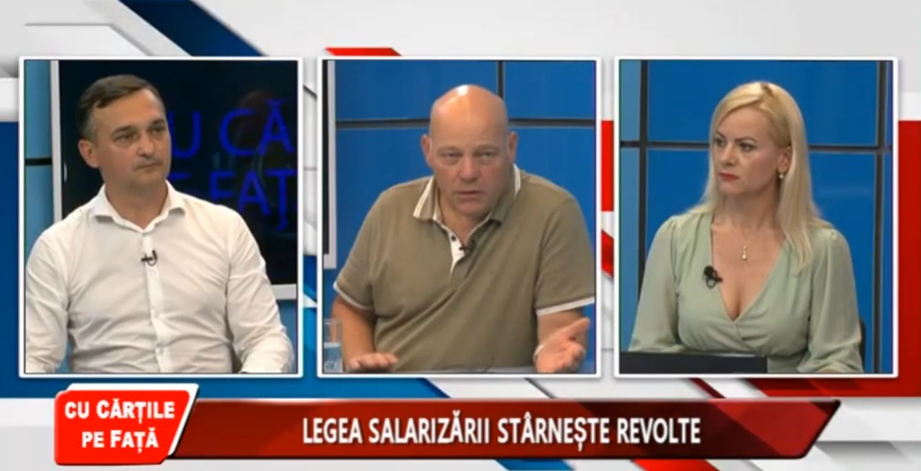 CU CĂRȚILE PE FAȚĂ - LEGEA SALARIZĂRII STÂRNEȘTE PROTESTE